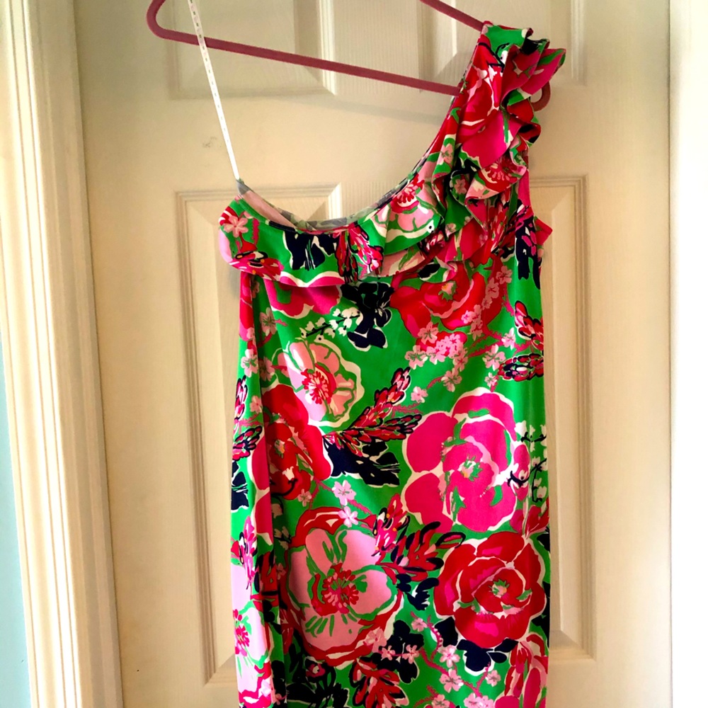 Lily Pulitzer off the shoulder Dress M